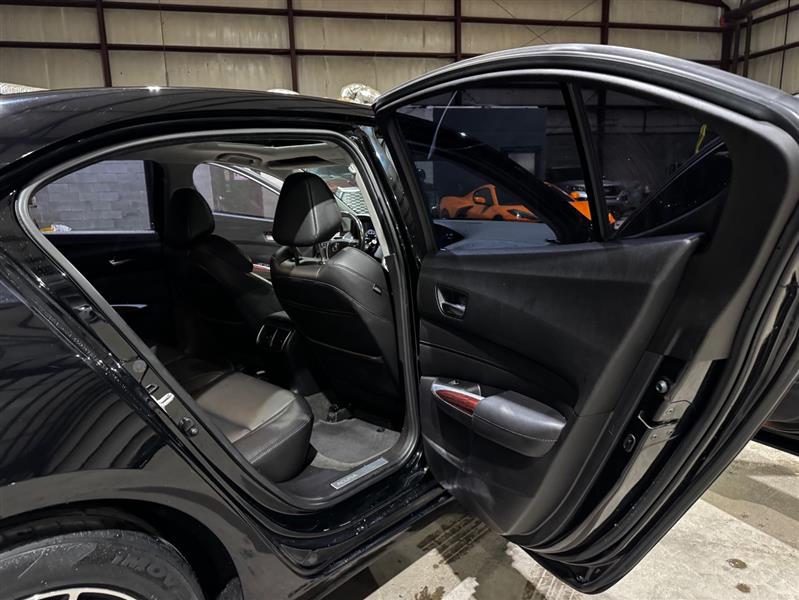 Acura TLX 8-Spd DCT 2016