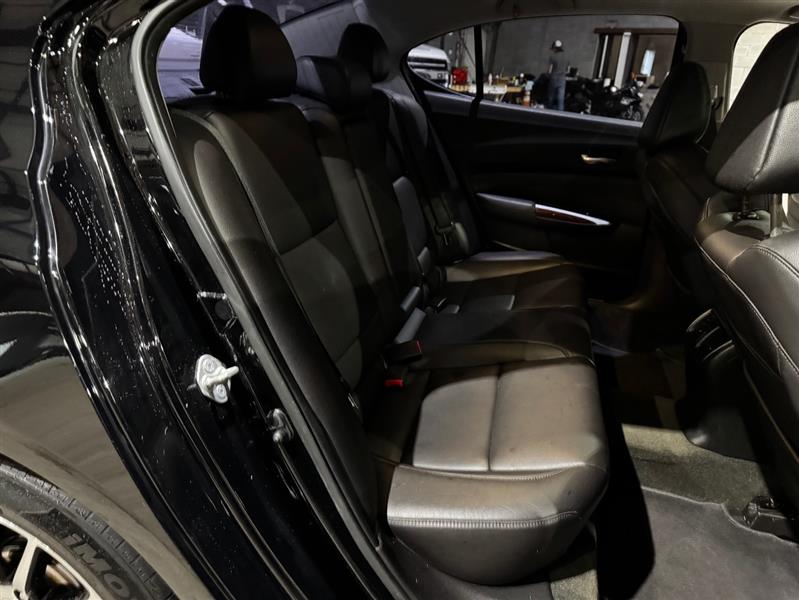 Acura TLX 8-Spd DCT 2016