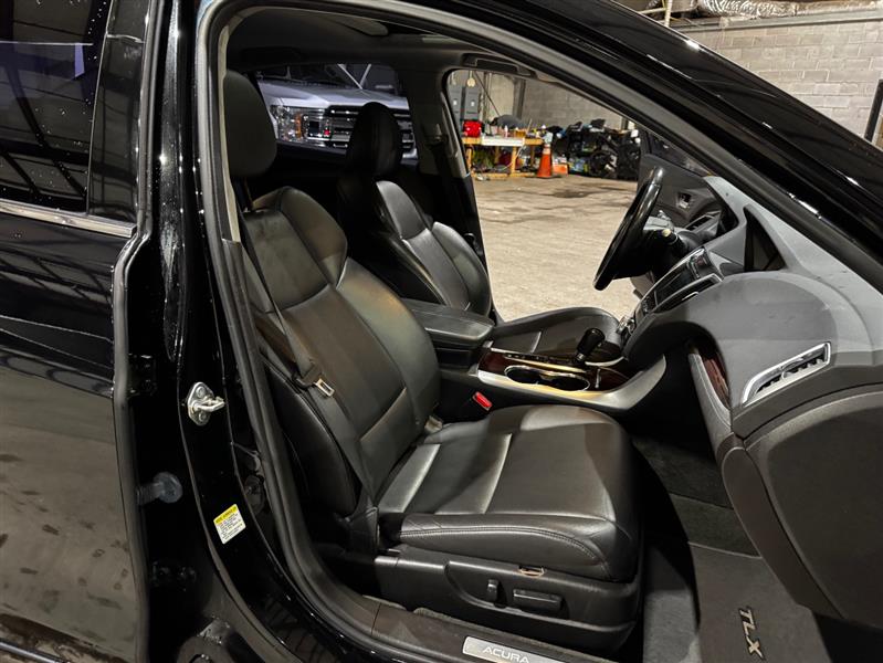 Acura TLX 8-Spd DCT 2016