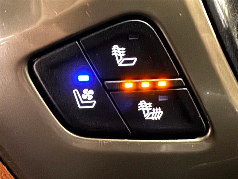 Chevrolet Silverado 2500HD LT Crew Cab 4WD 2016