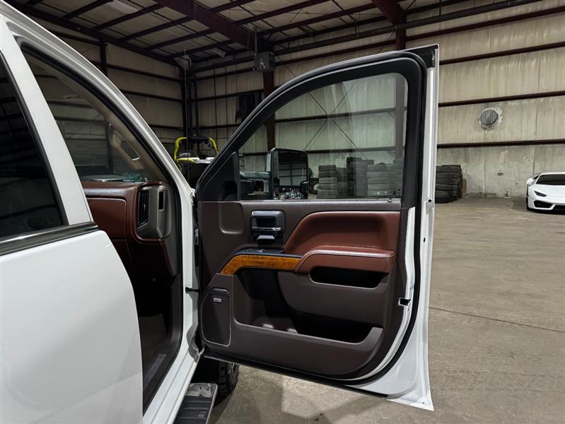 Chevrolet Silverado 2500HD LT Crew Cab 4WD 2016