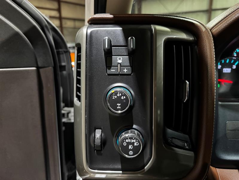 Chevrolet Silverado 2500HD LT Crew Cab 4WD 2016