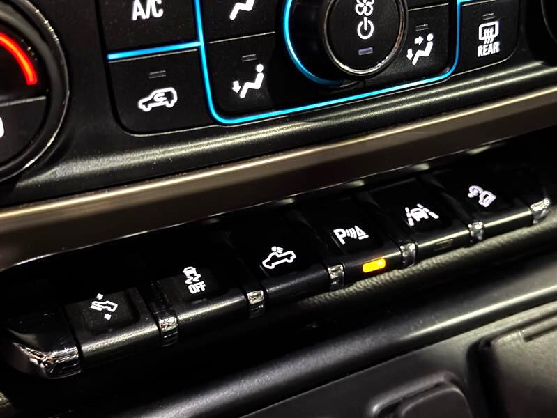 GMC Sierra 1500 Denali Crew Cab Long Box 4WD 2018