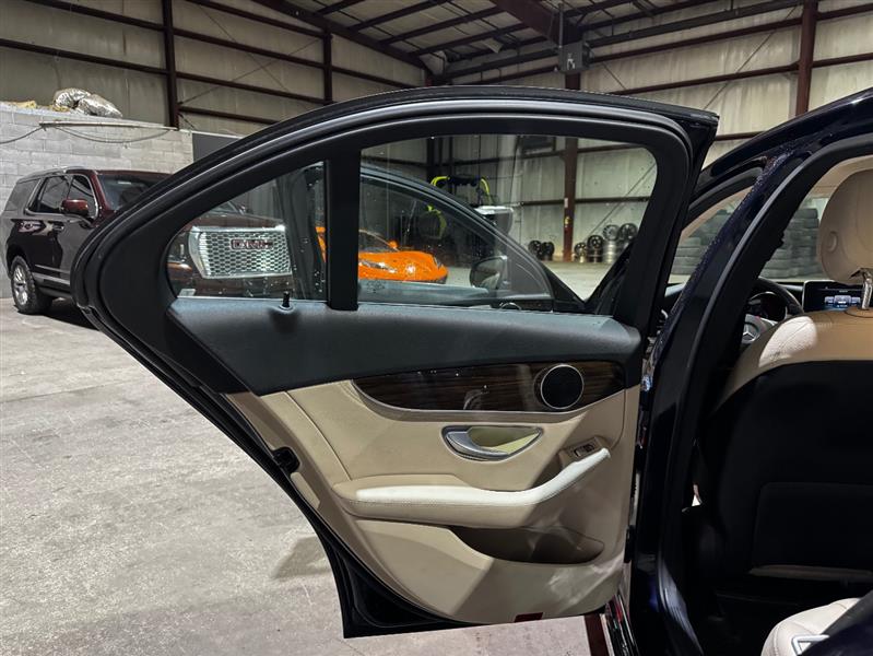 Mercedes-Benz C-Class C300 Sedan 2016