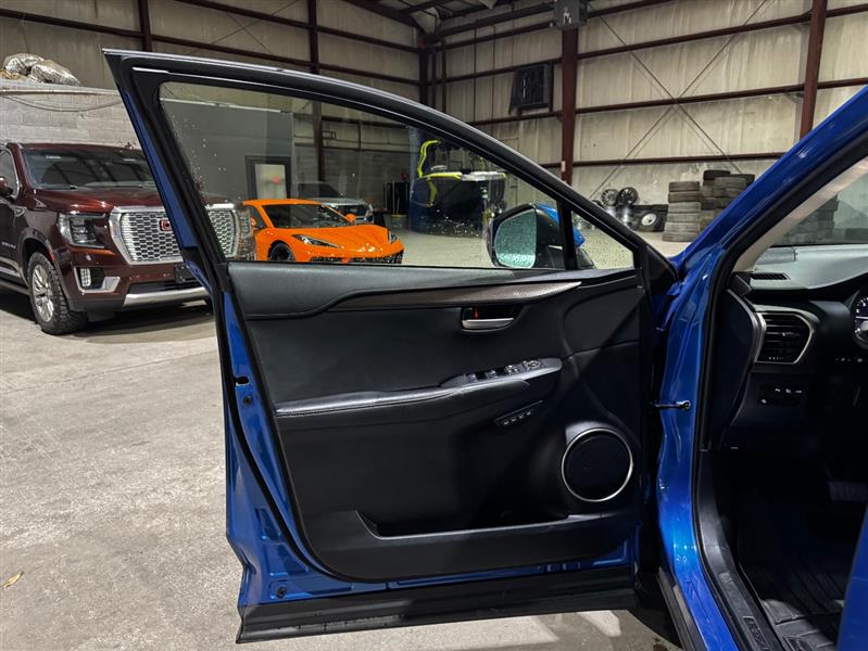 Lexus NX 200t FWD 2016