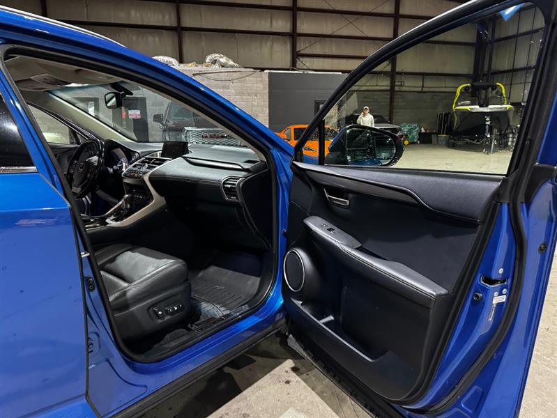 Lexus NX 200t FWD 2016