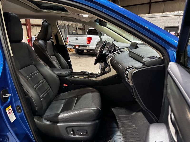 Lexus NX 200t FWD 2016