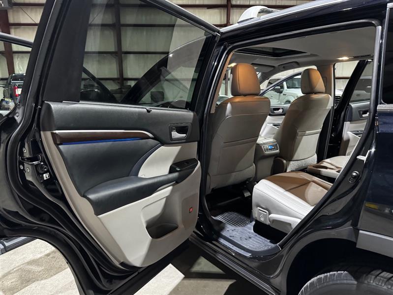 Toyota Highlander Limited Platinum AWD V6 2015