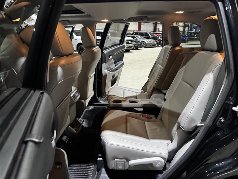 Toyota Highlander Limited Platinum AWD V6 2015