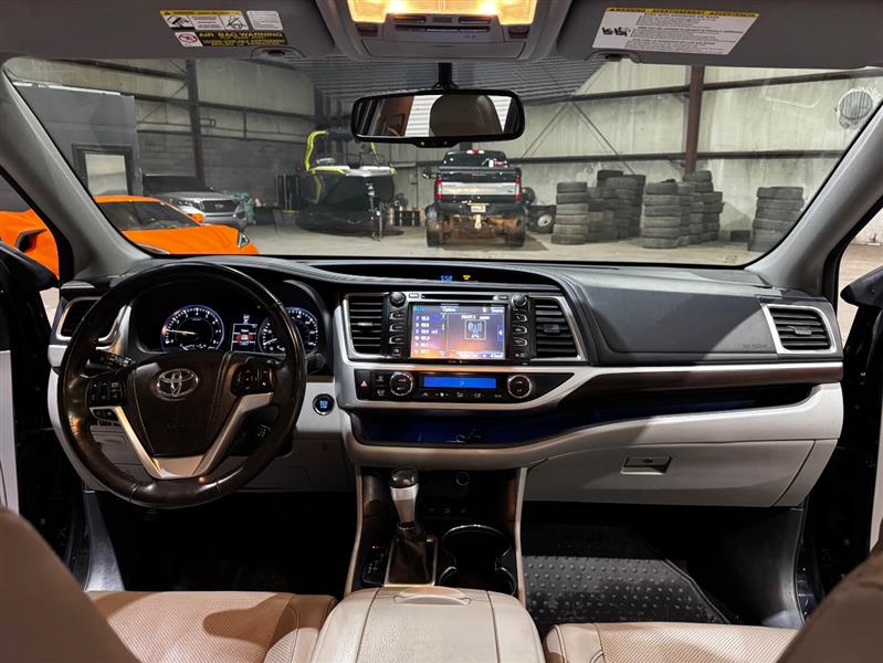 Toyota Highlander Limited Platinum AWD V6 2015