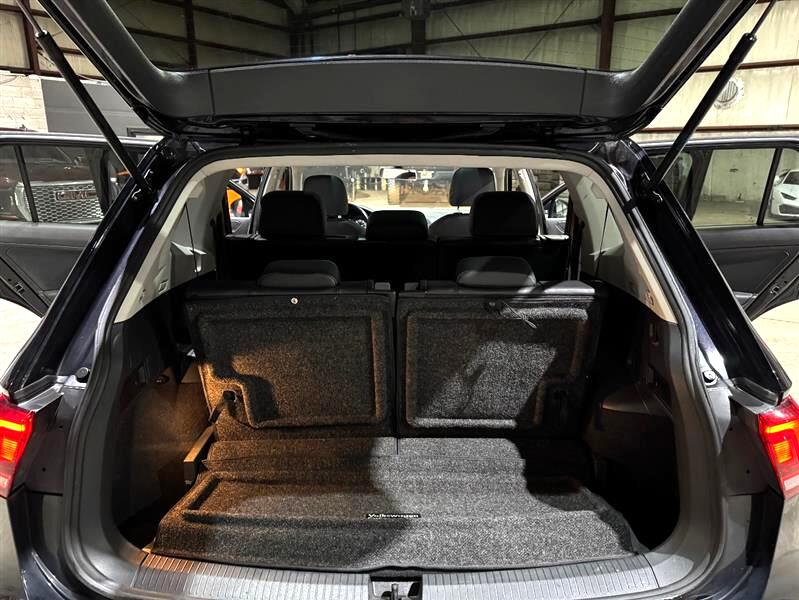 Volkswagen Tiguan SE 2018