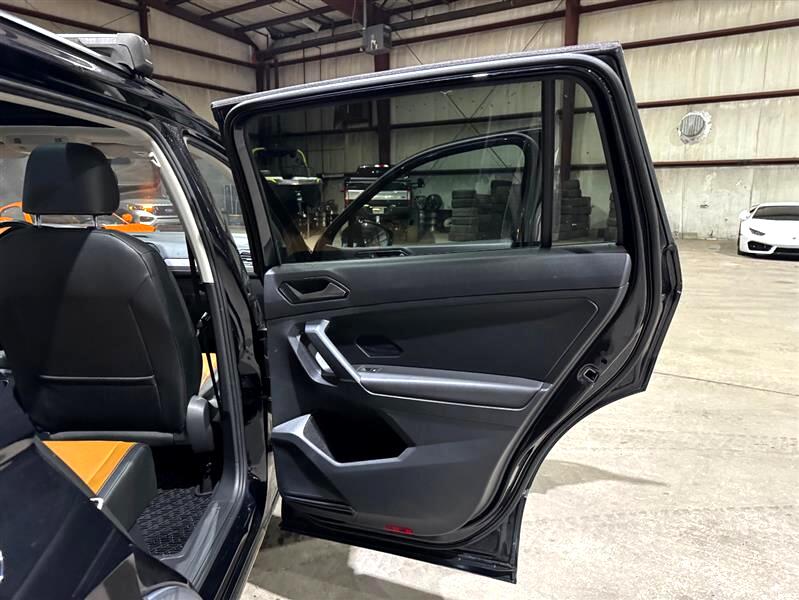 Volkswagen Tiguan SE 2018