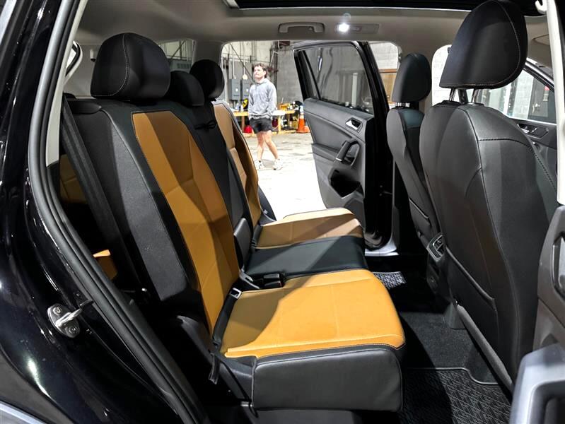 Volkswagen Tiguan SE 2018