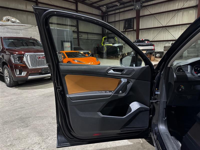 Volkswagen Tiguan SE 2018