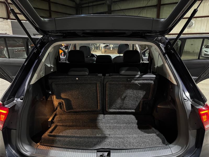 Volkswagen Tiguan SE 2018