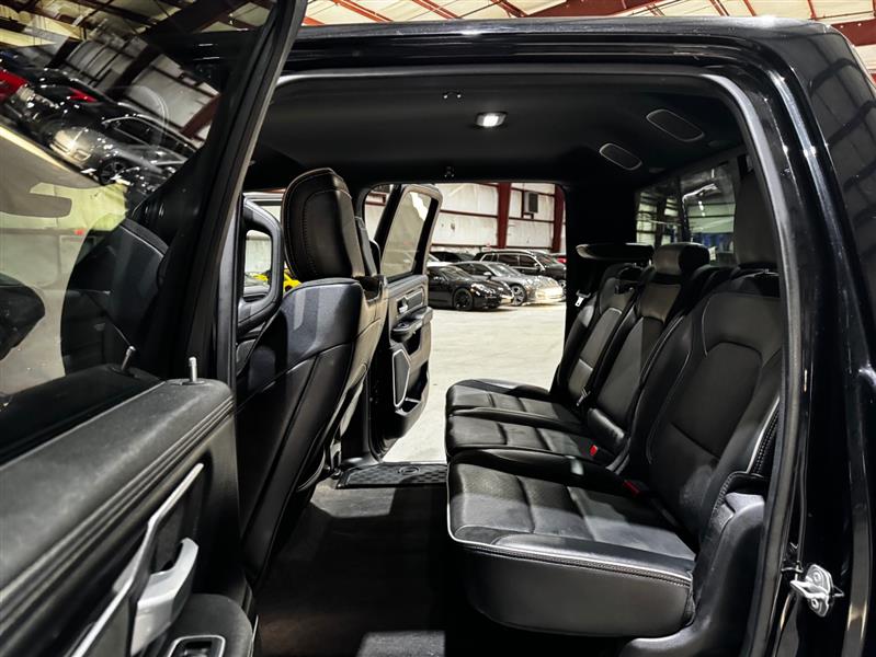 RAM 1500 Laramie Crew Cab SWB 4WD 2021