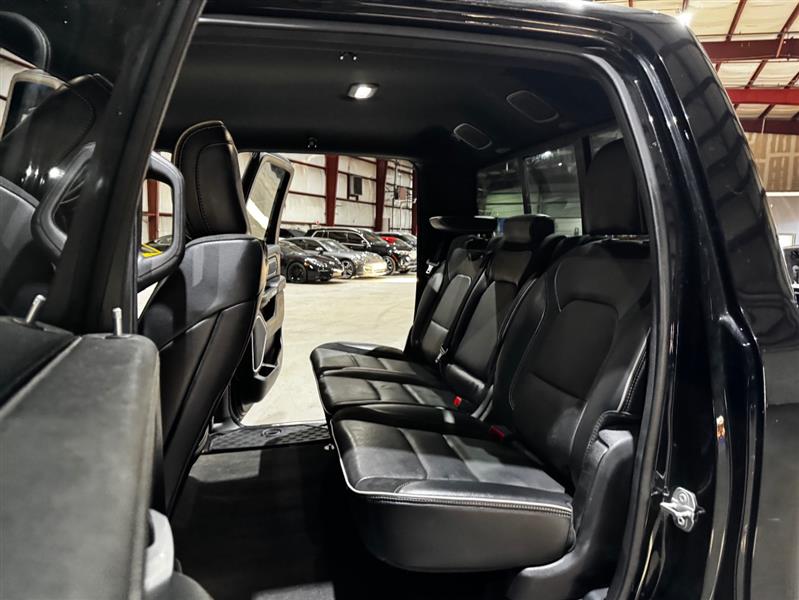 RAM 1500 Laramie Crew Cab SWB 4WD 2021