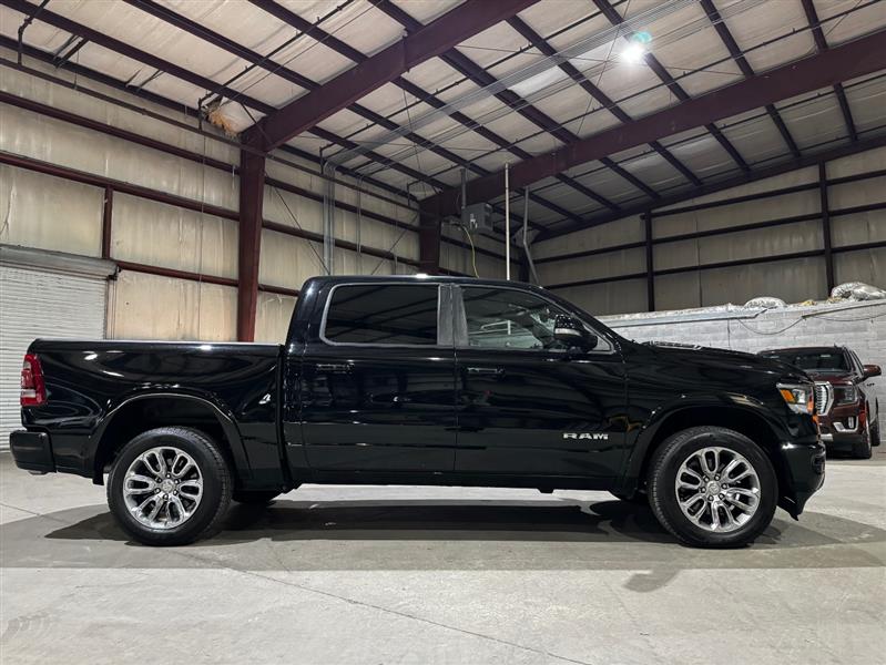 RAM 1500 Laramie Crew Cab SWB 4WD 2021