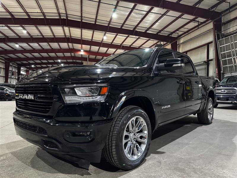 RAM 1500 Laramie Crew Cab SWB 4WD 2021