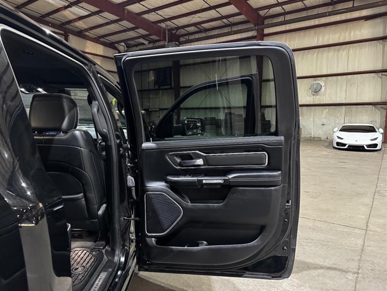 RAM 1500 Laramie Crew Cab SWB 4WD 2021