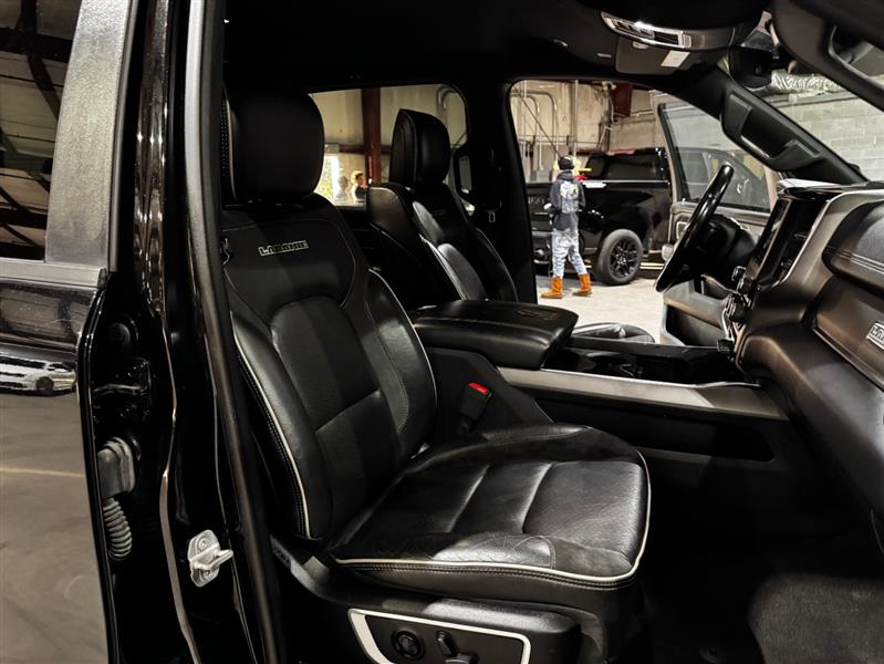 RAM 1500 Laramie Crew Cab SWB 4WD 2021