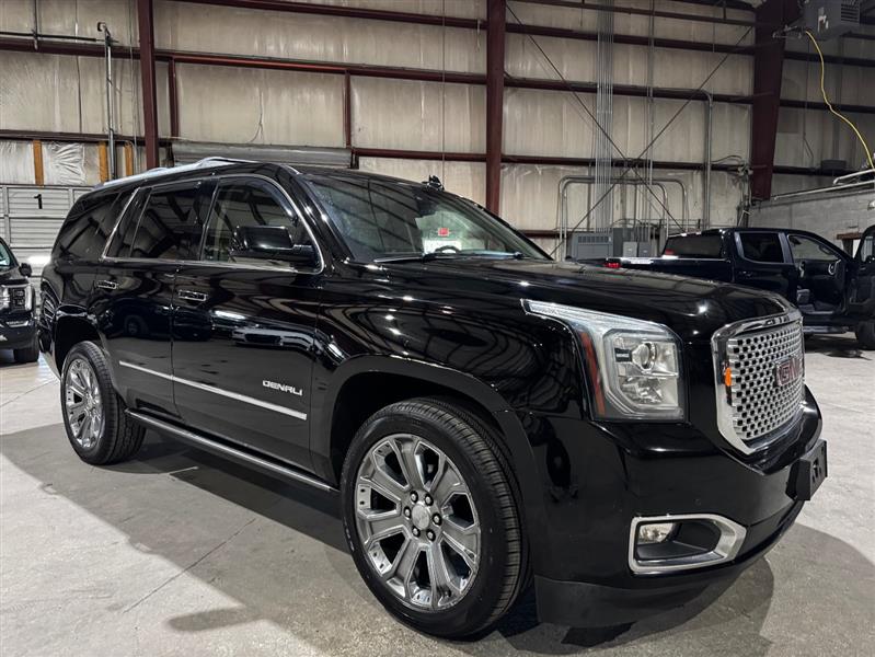 GMC Yukon Denali 4WD 2016