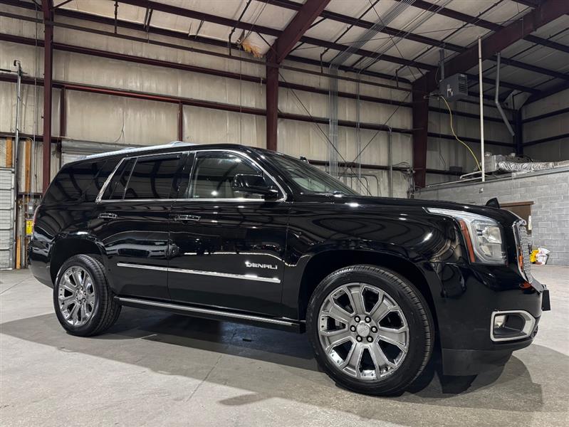 GMC Yukon Denali 4WD 2016
