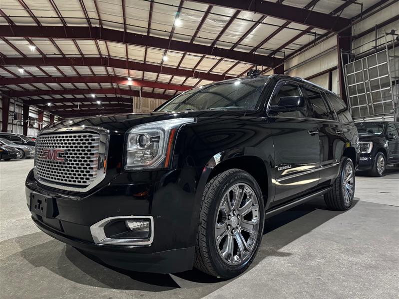 GMC Yukon Denali 4WD 2016