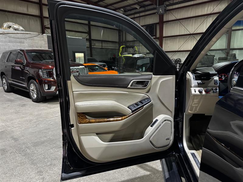 GMC Yukon Denali 4WD 2016