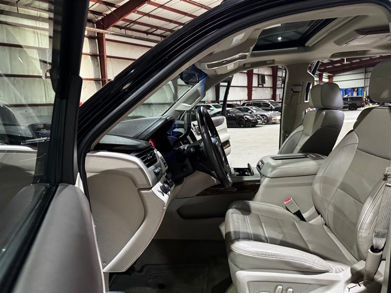 GMC Yukon Denali 4WD 2016