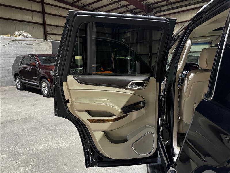 GMC Yukon Denali 4WD 2016