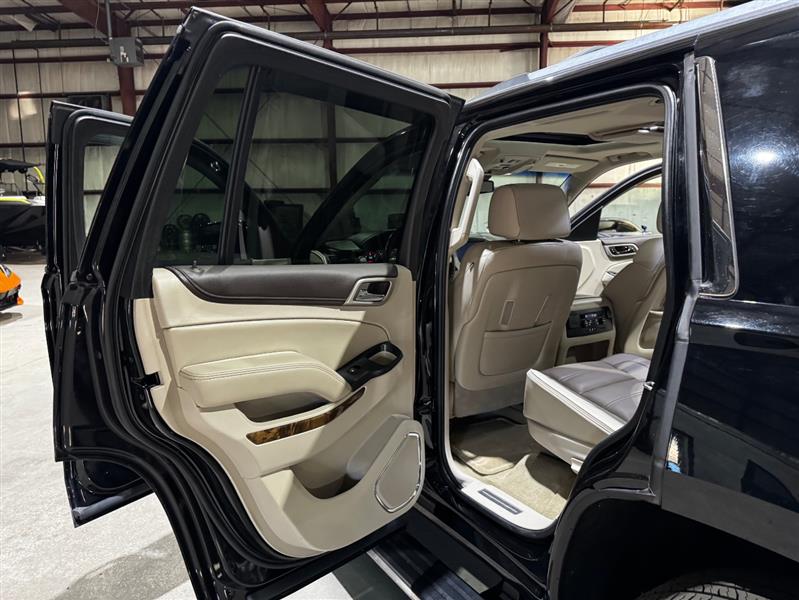 GMC Yukon Denali 4WD 2016