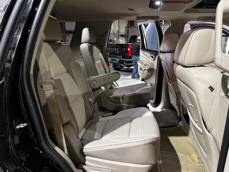 GMC Yukon Denali 4WD 2016