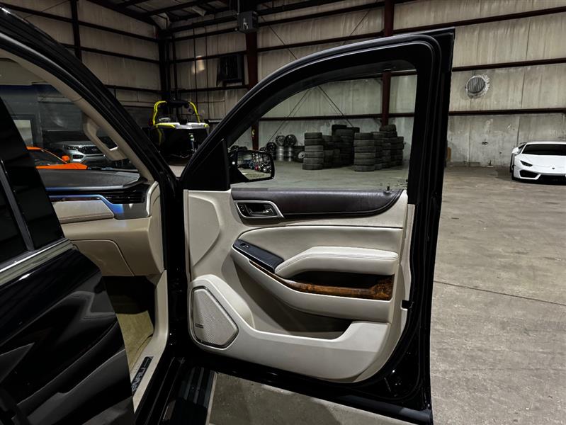 GMC Yukon Denali 4WD 2016