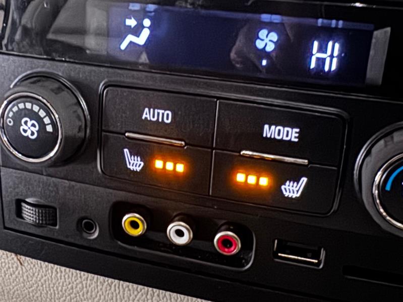 GMC Yukon Denali 4WD 2016