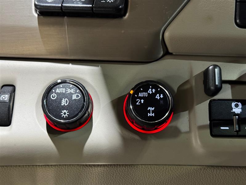 GMC Yukon Denali 4WD 2016