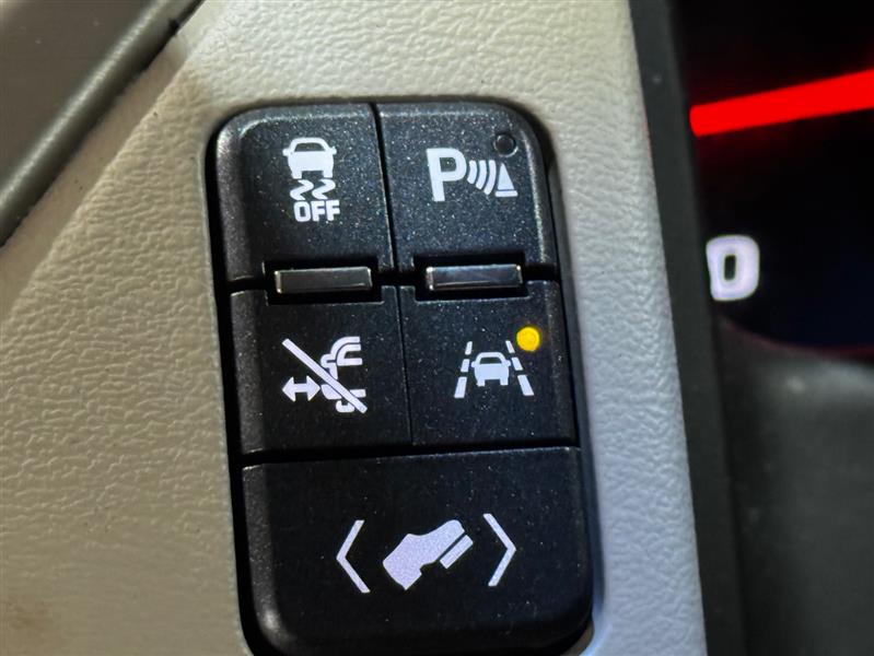 GMC Yukon Denali 4WD 2016