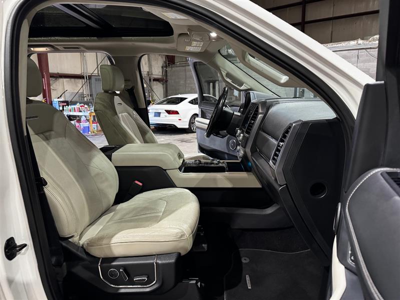 Ford Expedition Platinum 4WD 2019