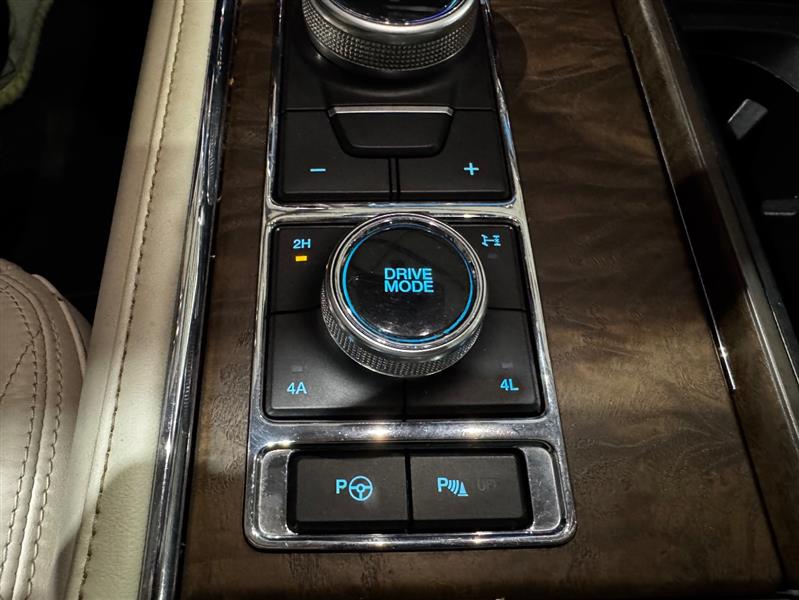 Ford Expedition Platinum 4WD 2019