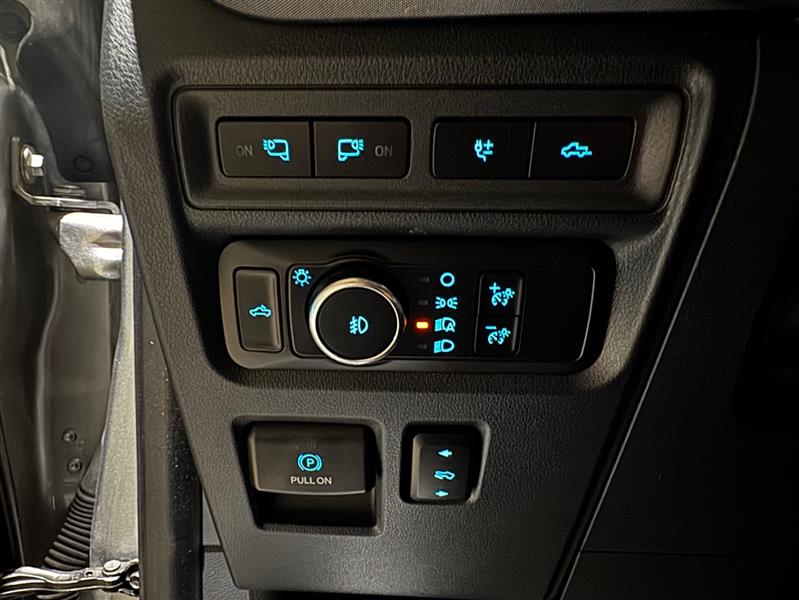 Ford F-150 Lariat SuperCrew 5.5-ft. Bed 4WD 2022