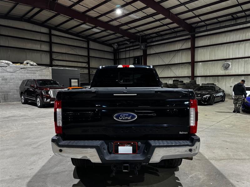 Ford F-250 SD Lariat Crew Cab 4WD 2017