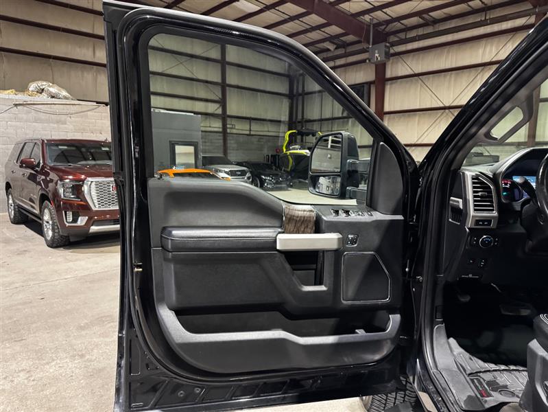 Ford F-250 SD Lariat Crew Cab 4WD 2017