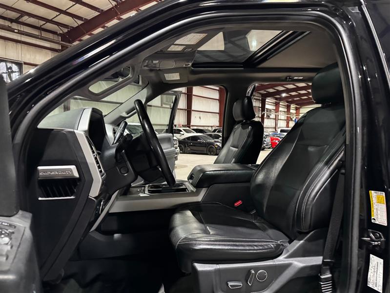 Ford F-250 SD Lariat Crew Cab 4WD 2017