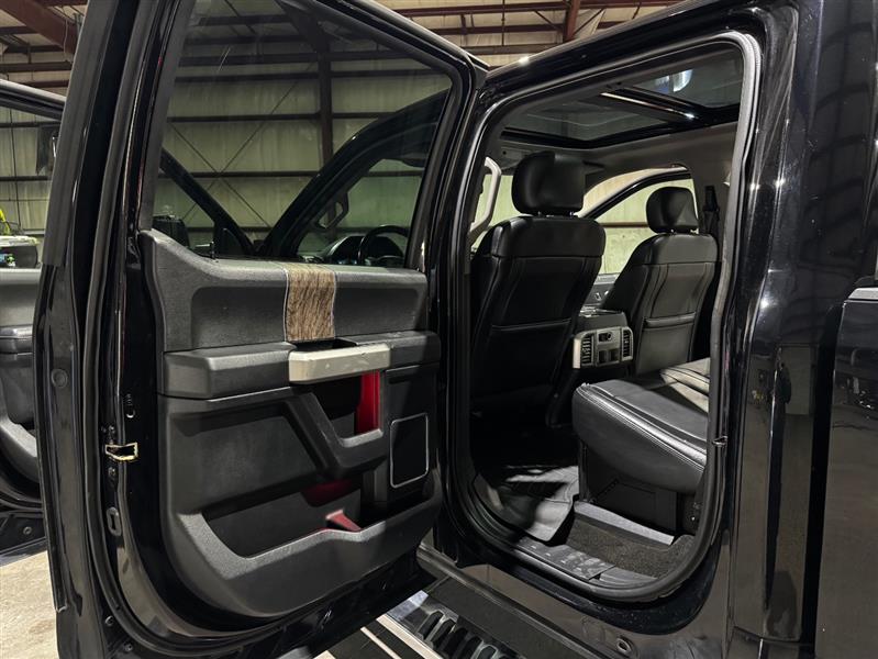 Ford F-250 SD Lariat Crew Cab 4WD 2017