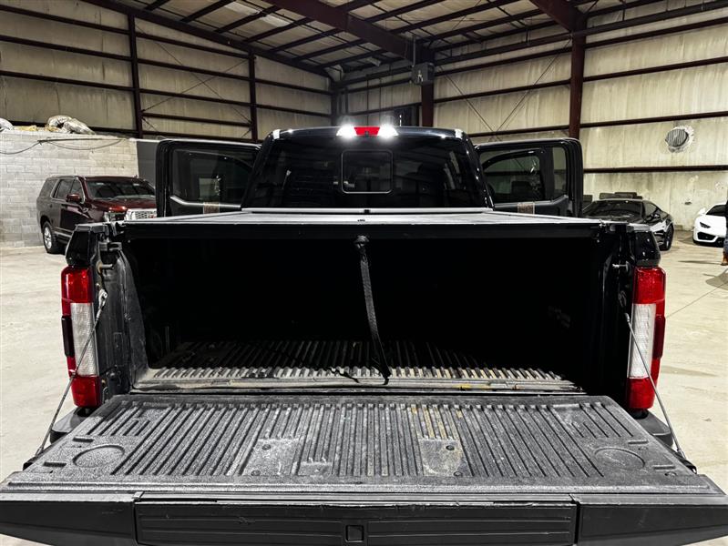 Ford F-250 SD Lariat Crew Cab 4WD 2017