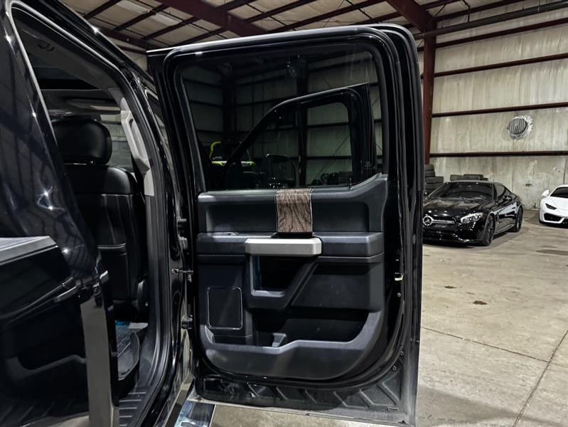 Ford F-250 SD Lariat Crew Cab 4WD 2017