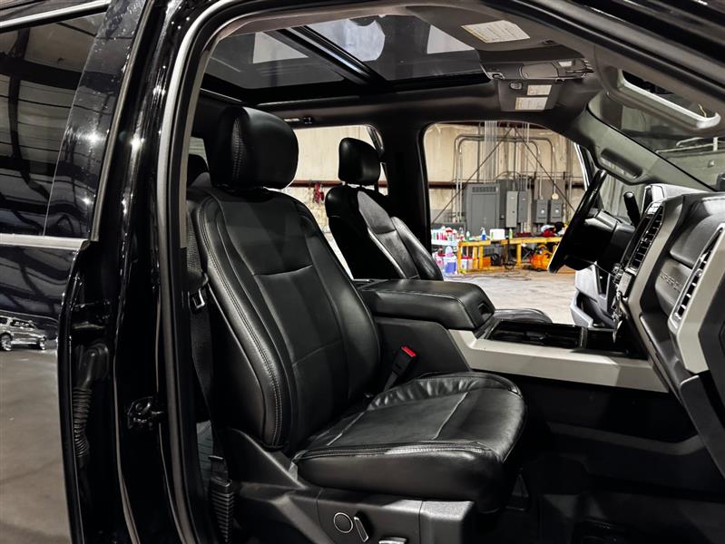 Ford F-250 SD Lariat Crew Cab 4WD 2017