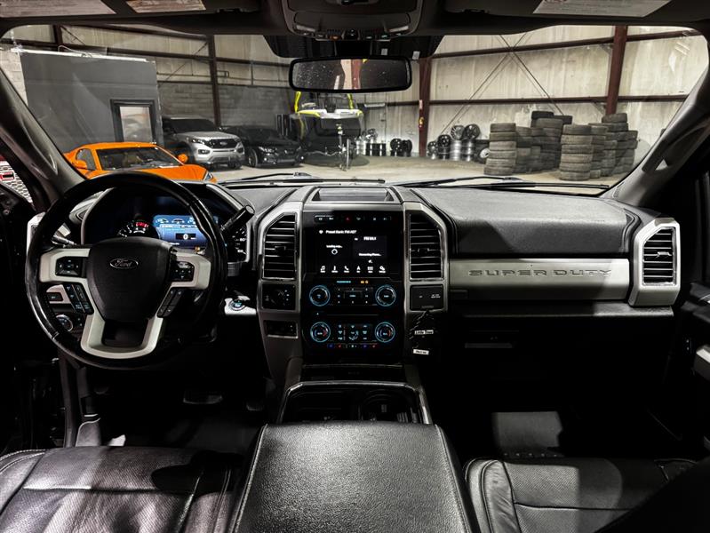 Ford F-250 SD Lariat Crew Cab 4WD 2017