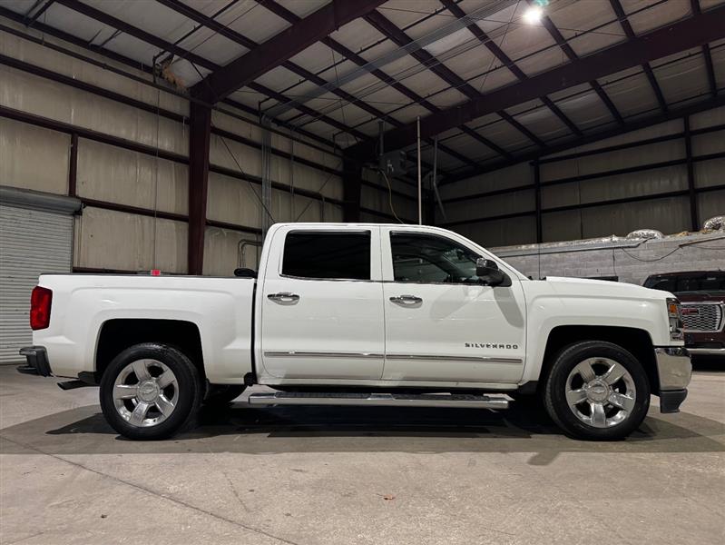 Chevrolet Silverado 1500 LTZ Crew Cab 2WD 2017
