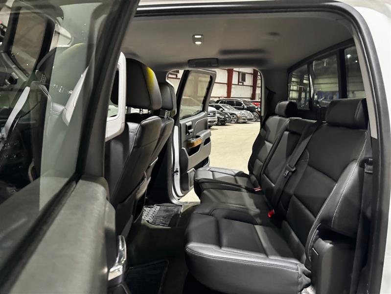 Chevrolet Silverado 1500 LTZ Crew Cab 2WD 2017